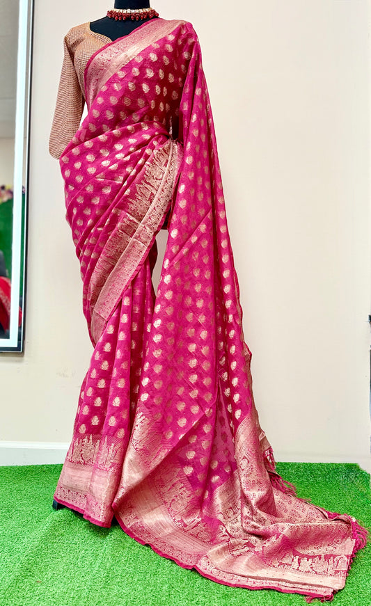 Graceful Pink Soft Tissue Banarasi Saree with Sorakshi Detailing (Includes Stitched Blouse)