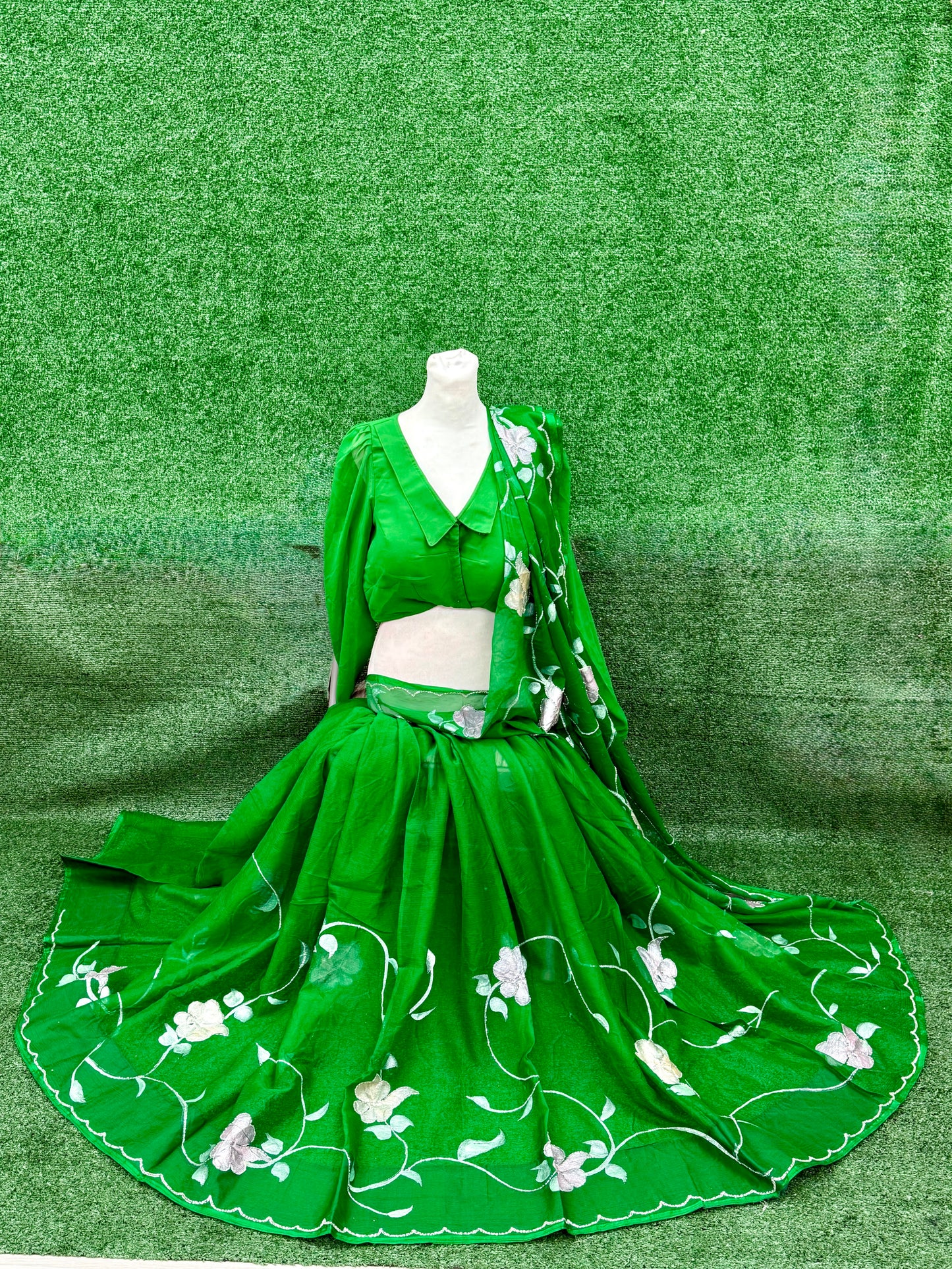 Premium Green Pure Chiffon Saree with Finished Fall and Pico